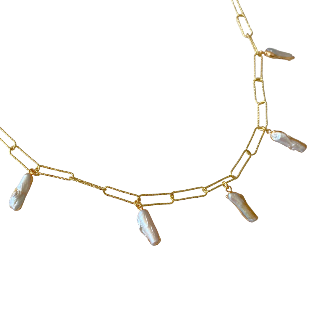 Mia Pearl Necklace