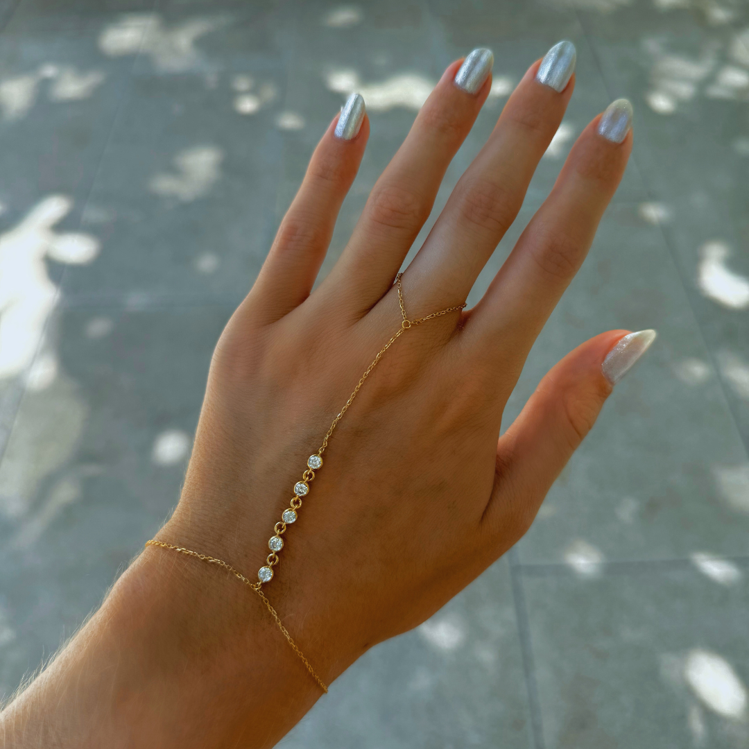 5 Cluster Hand Chain