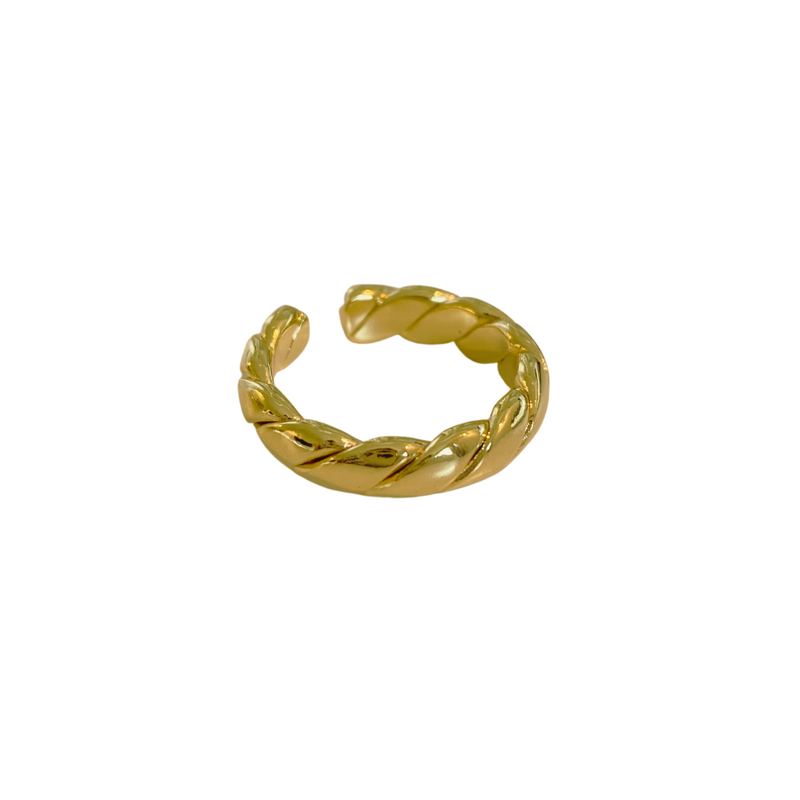 Twisted Band Ring